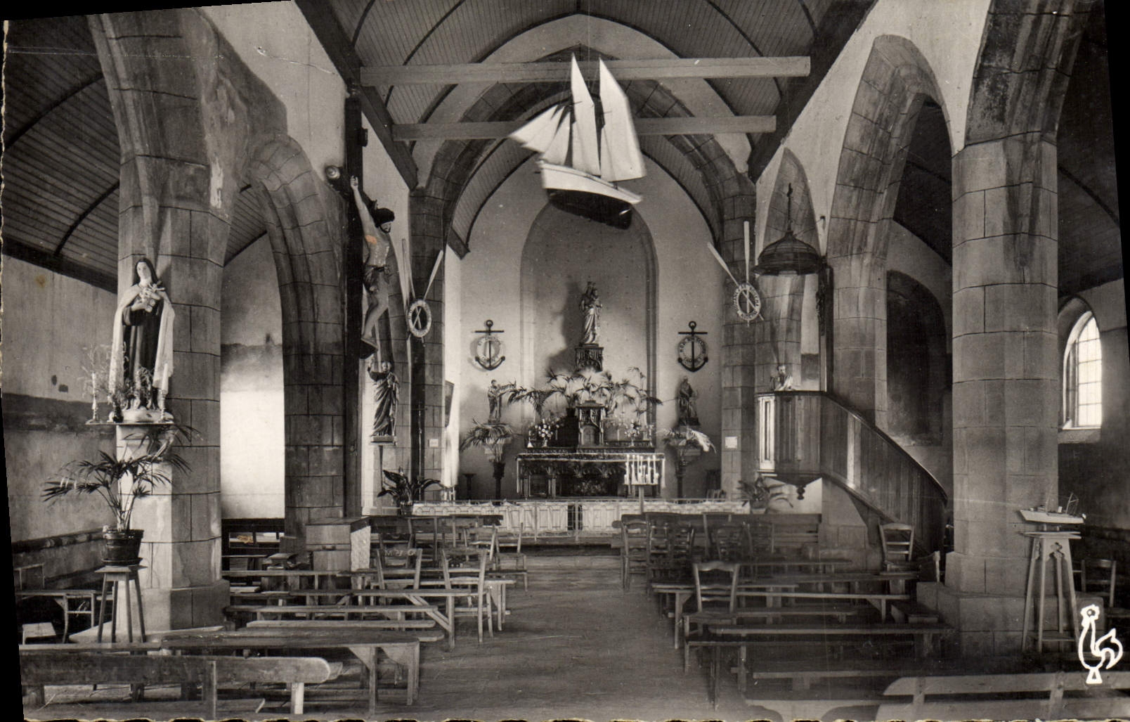 CPM Camaret La Chapelle de Rocamadour L'Interieur 