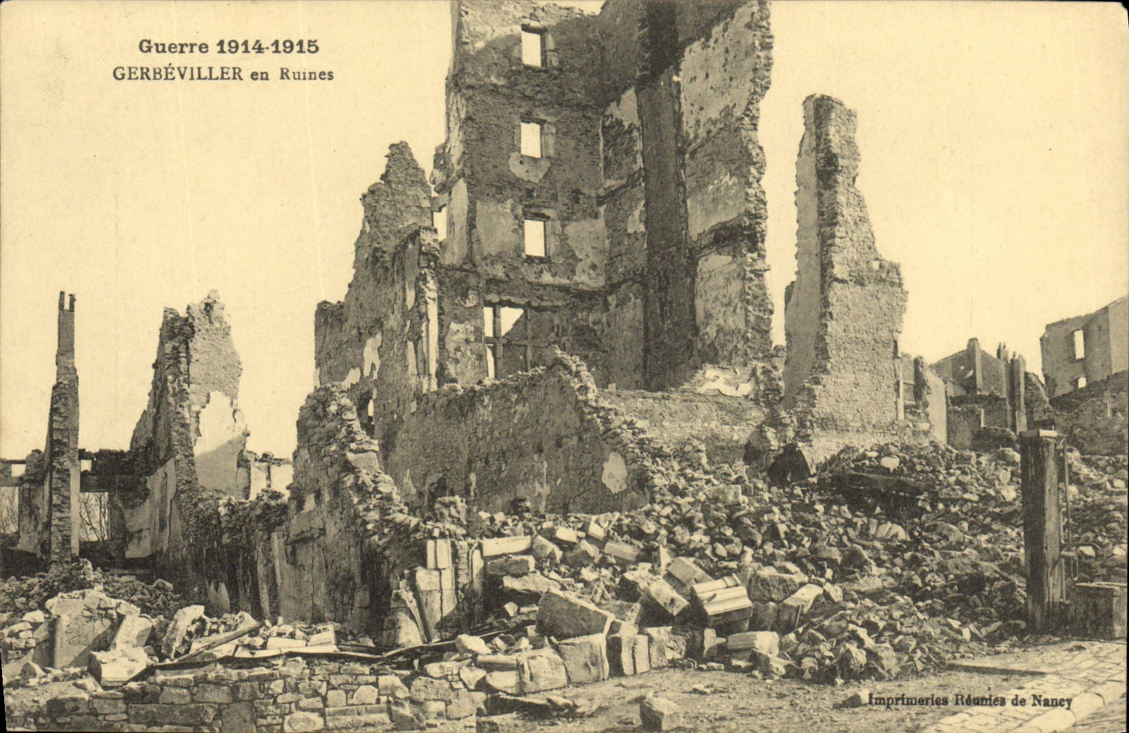 CPA Guerre Gerbeviller En Ruines Militaria