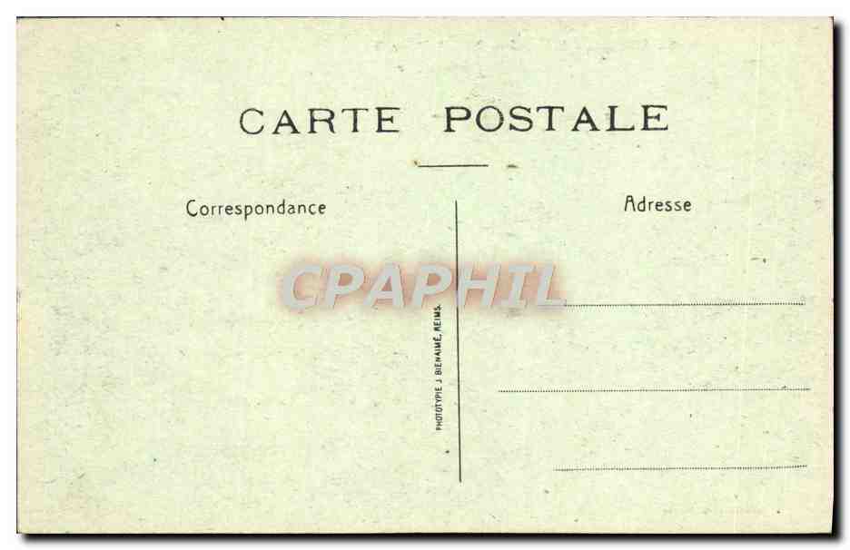 CPA Reims En Ruines Place Des Marches Militaria — Rückseite