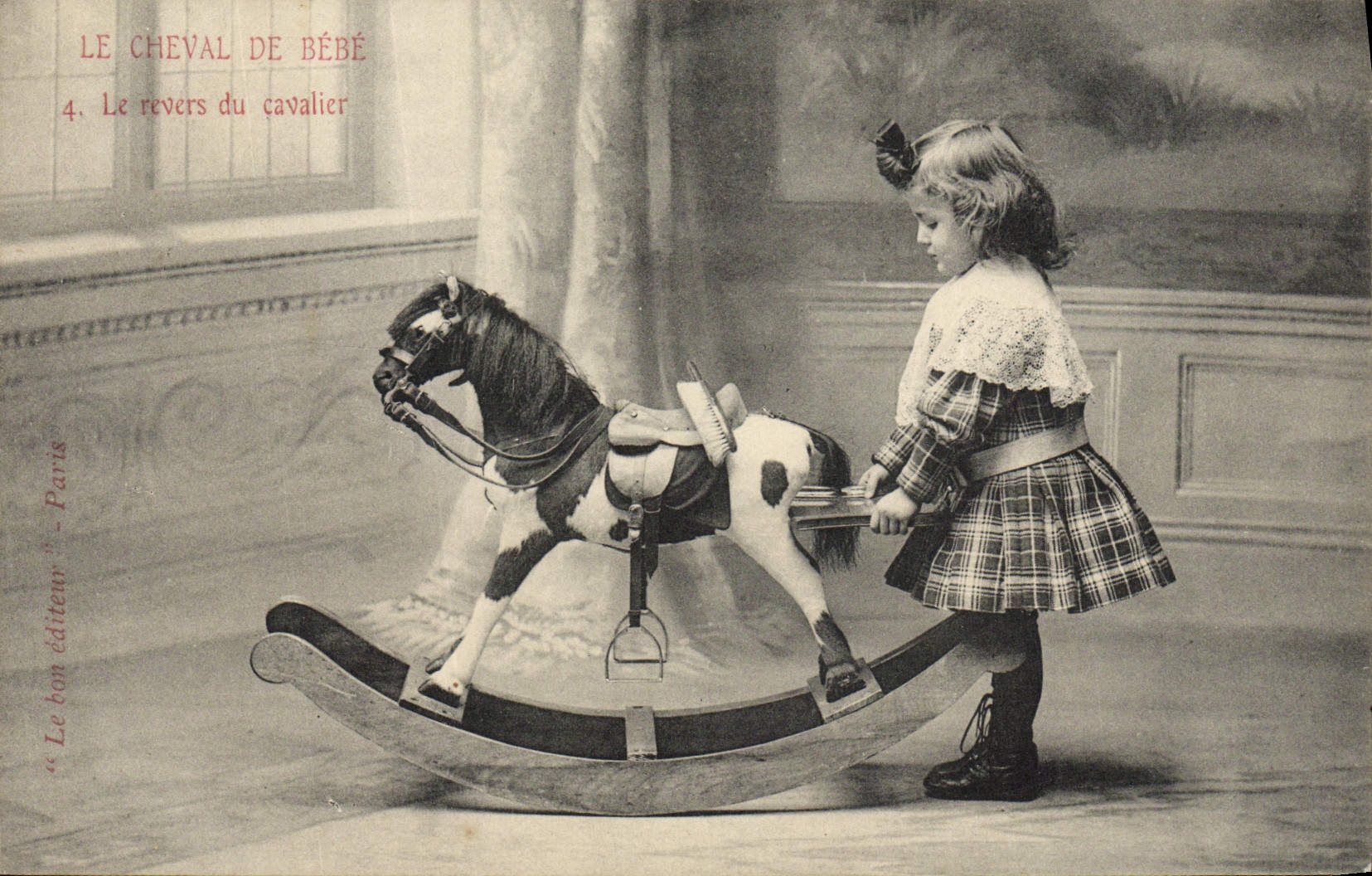 CPA Fantaisie Enfant Le cheval de bebe