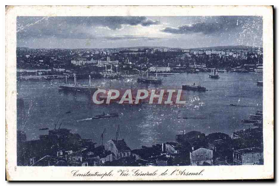CPA Constantinople Vue generale de l'arsenal Bateaux