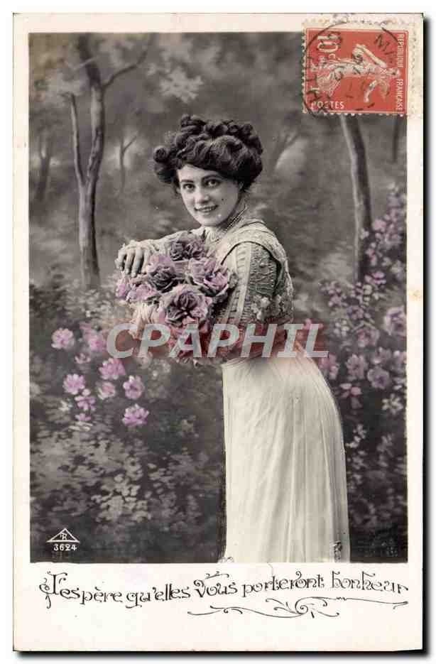 Juventud en el bosque — joven mujer con ramo de rosas — editor R. 3624