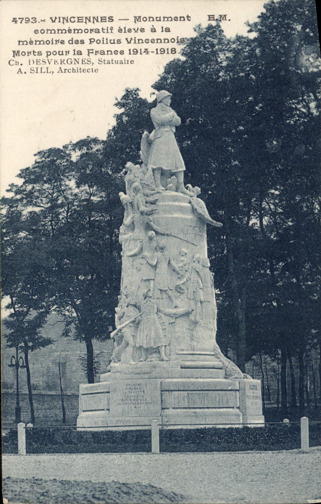 CPA Vincennes Monument Poilus vincennois Militaria 