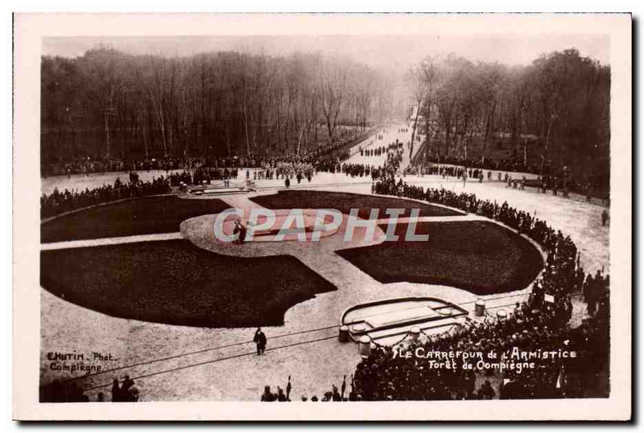 Le Carrefour de l'Armistice — Compiegne — E. Hurtin Phot.