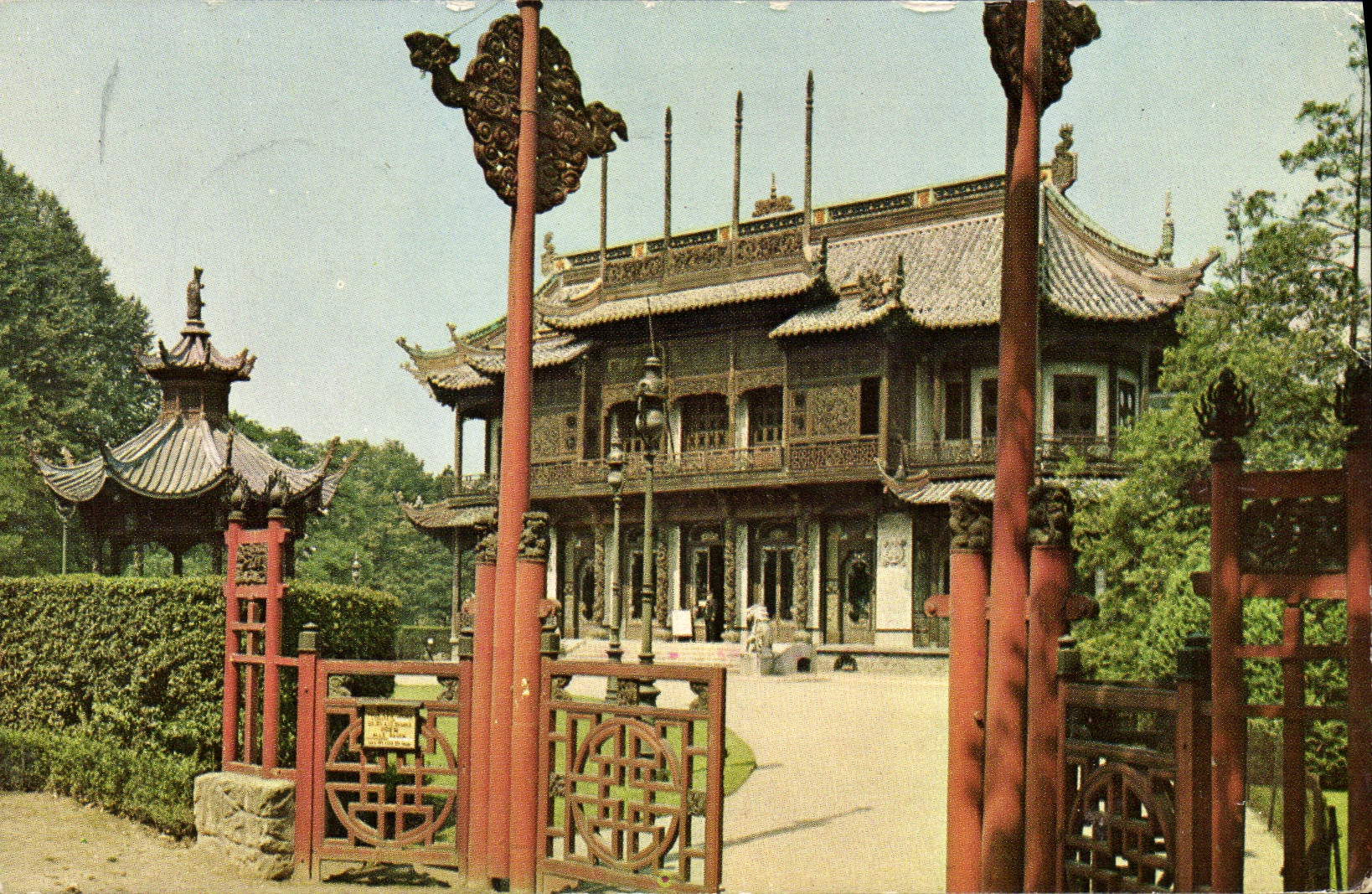 CPM Bruxelles Le pavillon chinois Chine China