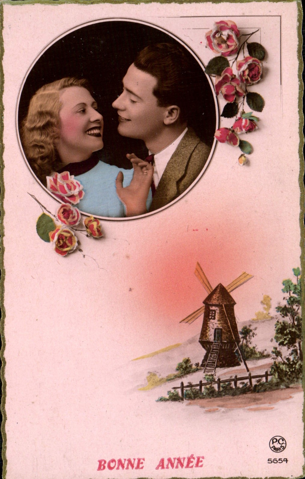 CPA Fantaisie Femme Moulin a vent