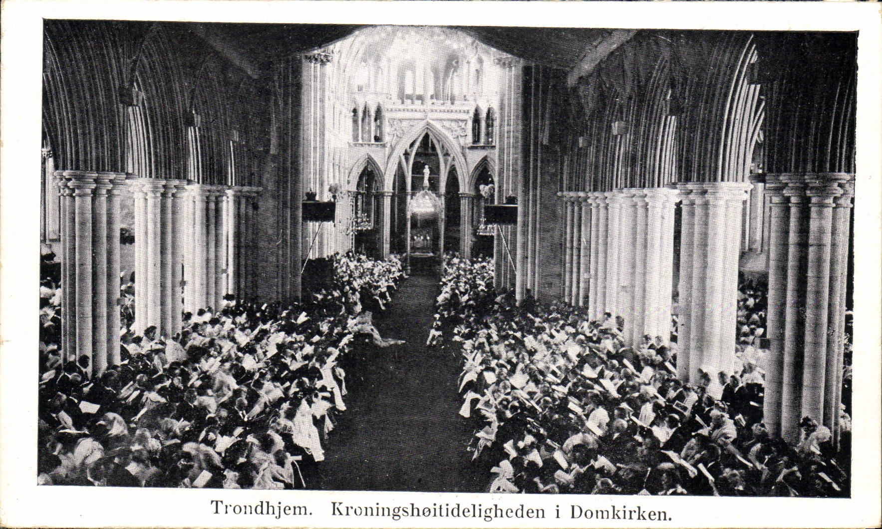 CPA Trondhjem Kroningshitideligheden Domkirken