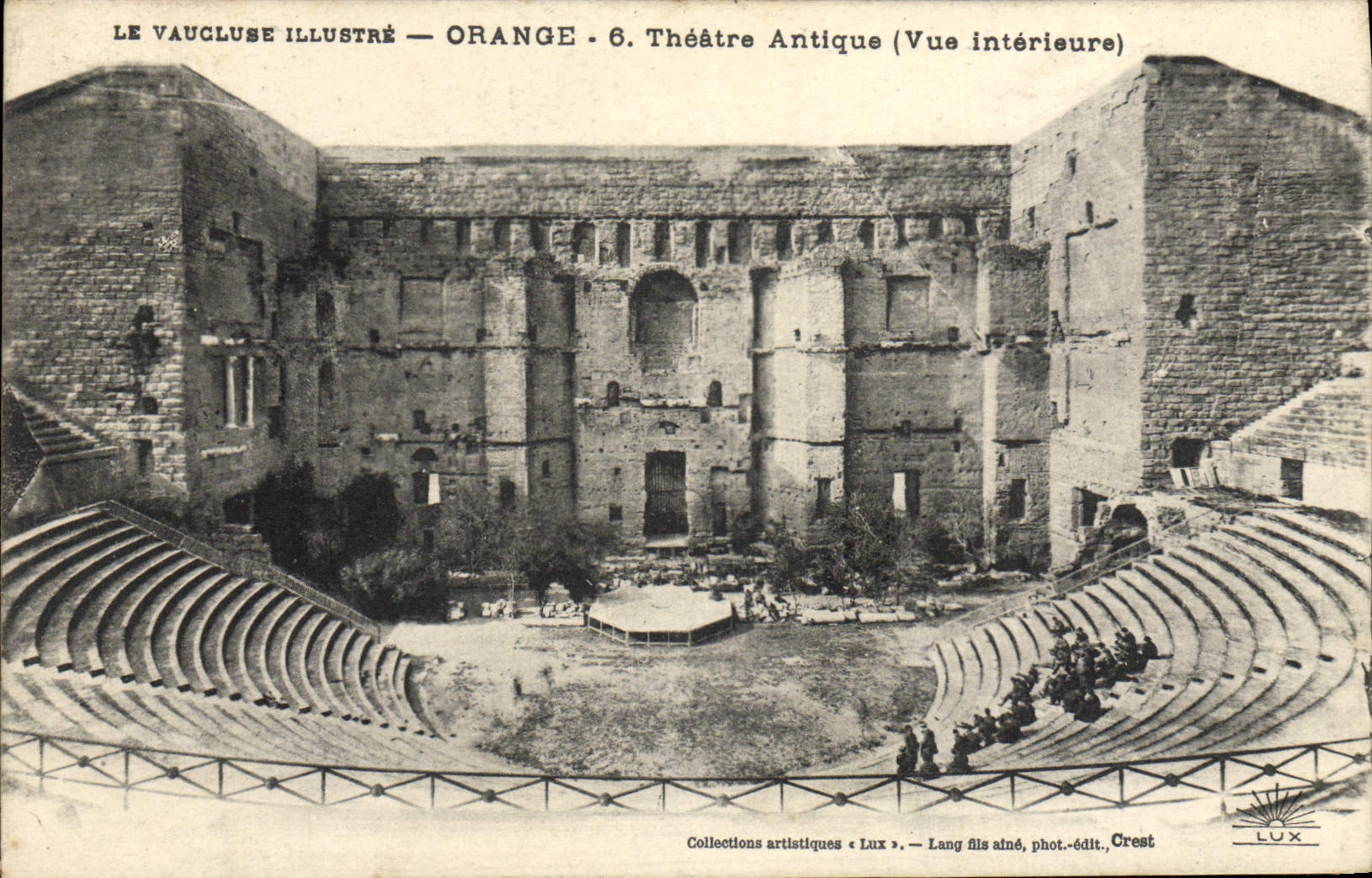 Orange - Théâtre Antique (Vue intérieure) — Collections artistiques « Lux » — Lang fils ané, phot.-édit., Crest