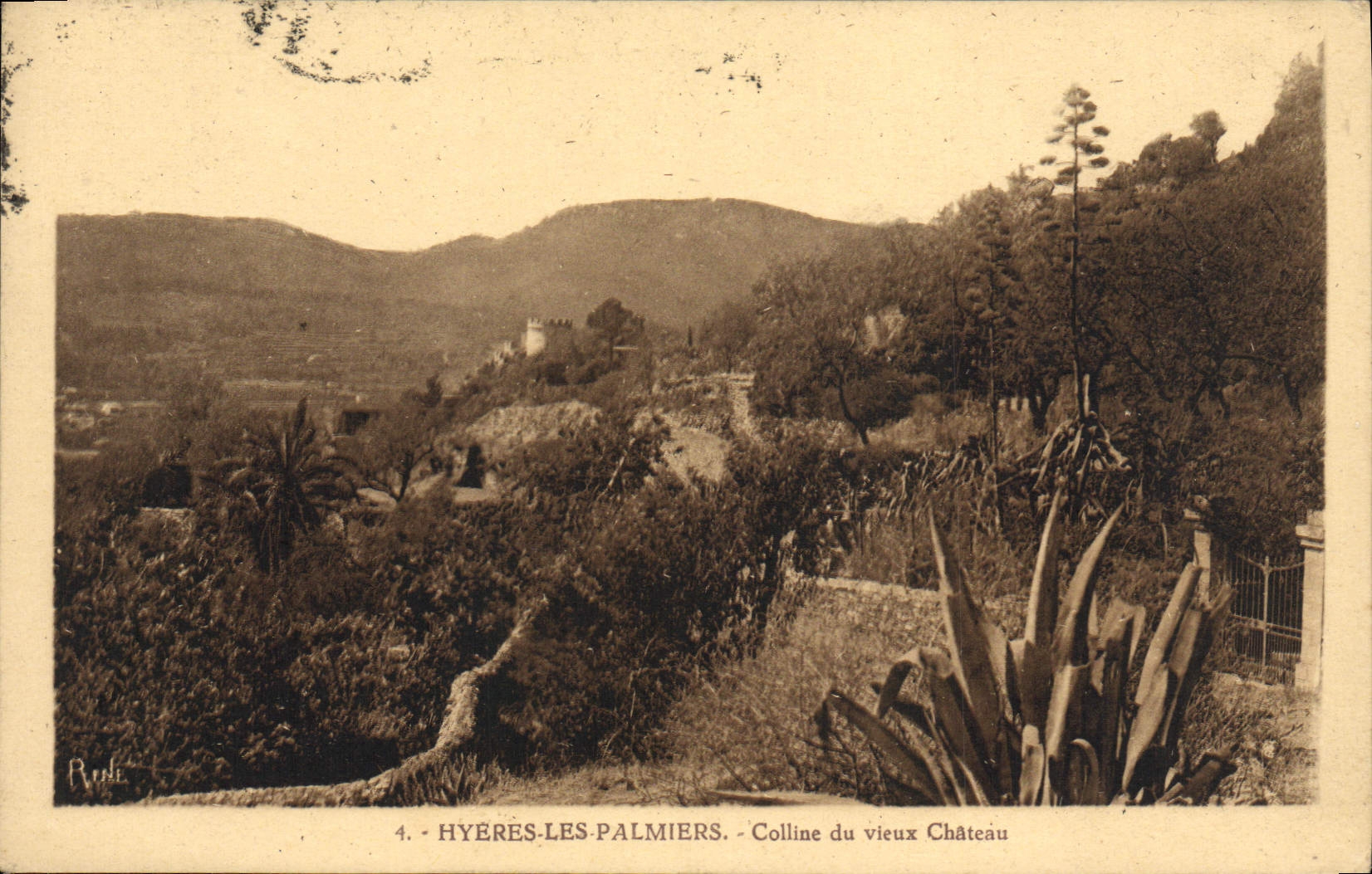 Hyrères-les-Palmiers — Colline du vieux Château — Rendé