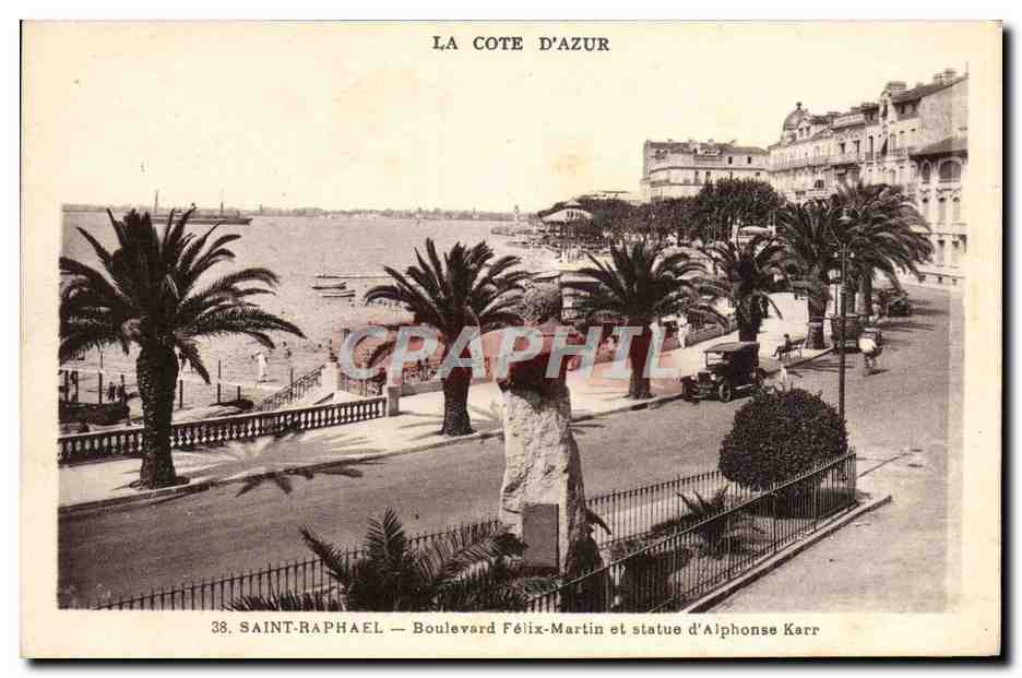 CPA Saint Raphael Boulevard Felix Martin et Statue d'Alphonse Karr