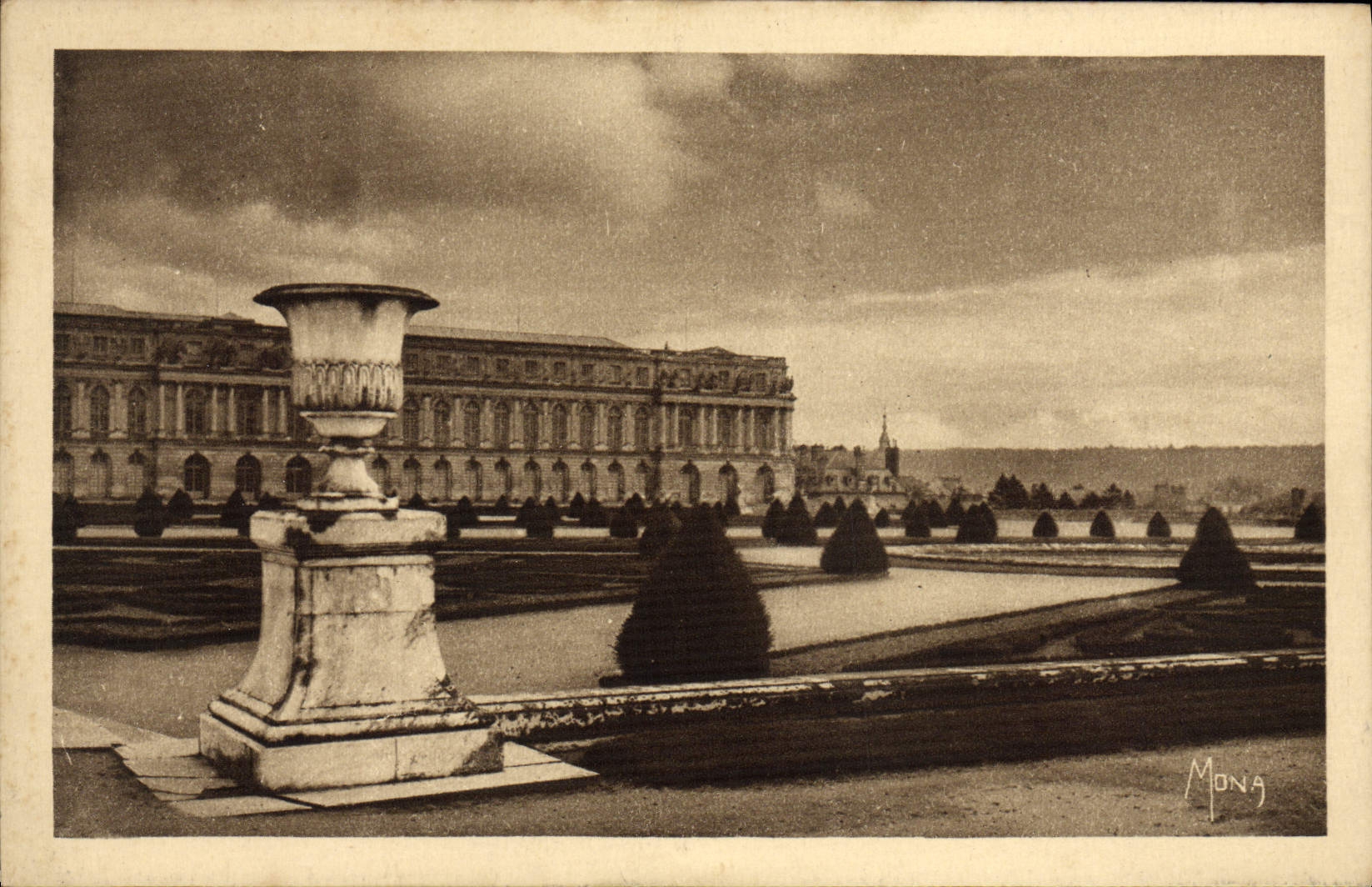 CPA Les Petits Tableaux de Versailles le chateau et les parterres