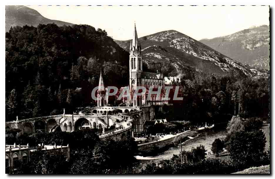 CPM Lourdes La Basilique