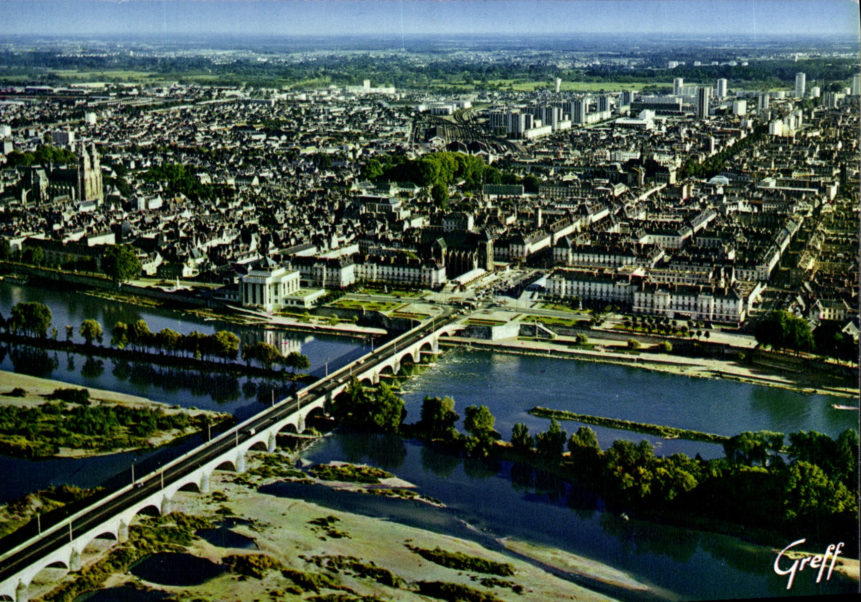 CPM Tours Vue Generale Par Avion