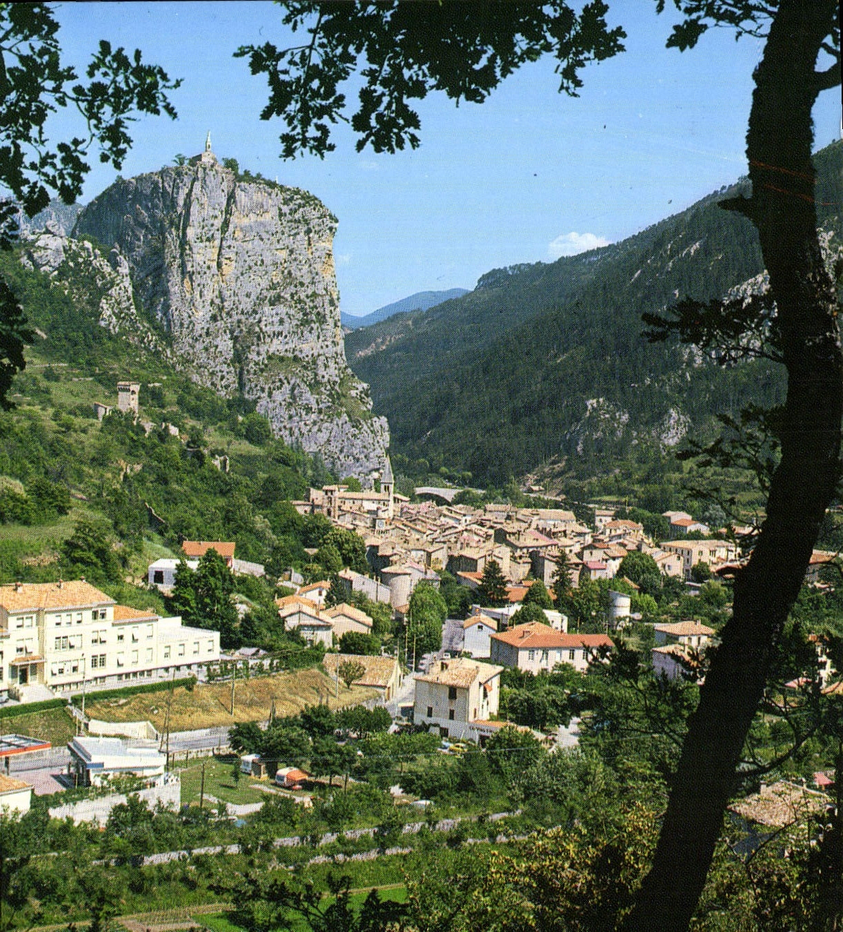 Castellane — Alpes de Haute Provence — Editions Photography