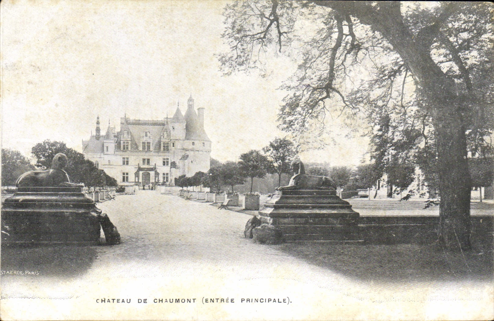 Château de Chaumont — Entrée principale — Staerck, Paris