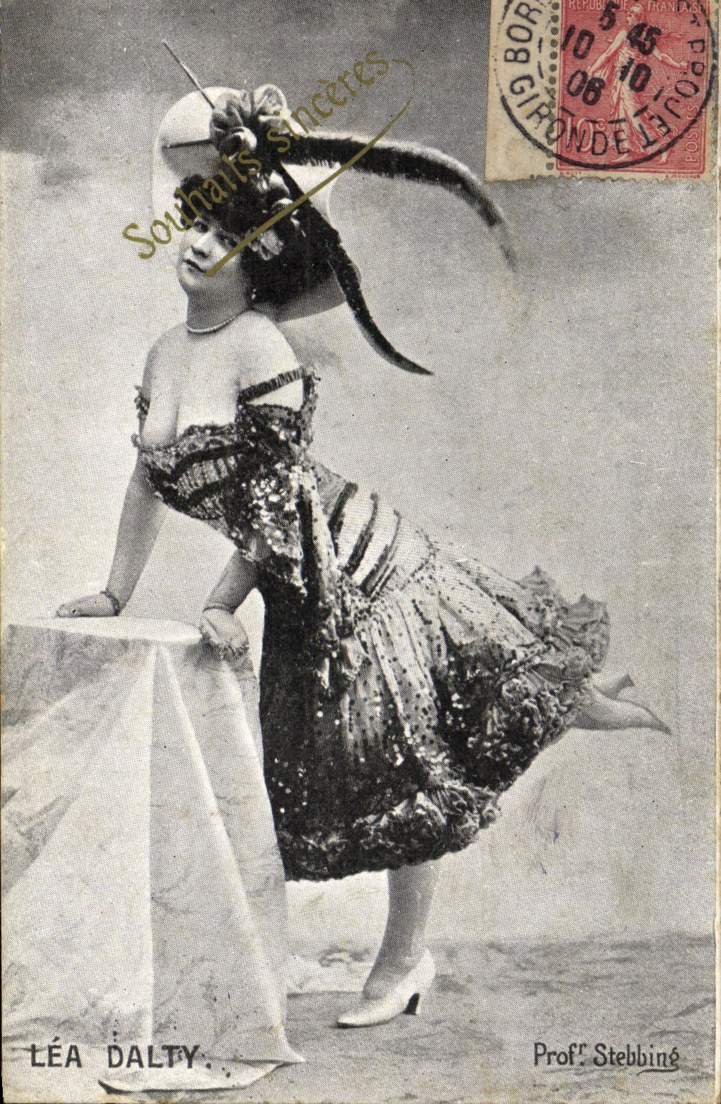Léa Dalty — danseuse en costume de scène — Prof. Stebbing - Recto