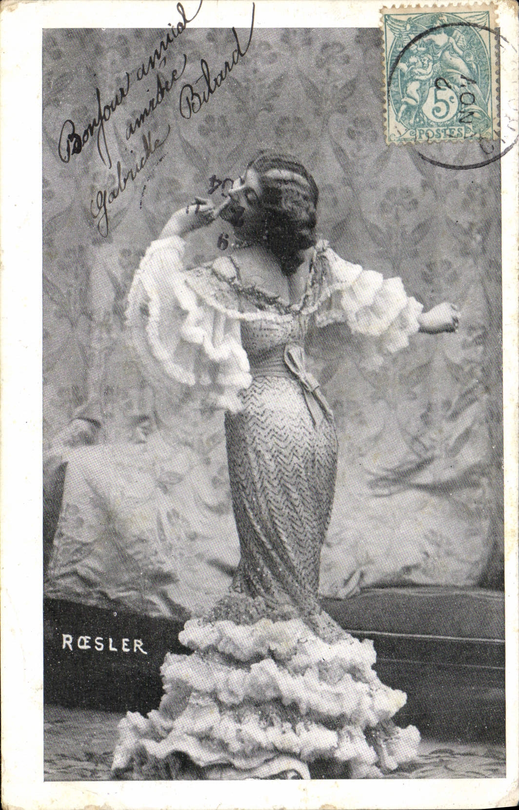 Gabrielle Biland — danseuse en robe à volants — éditée par Rœsler