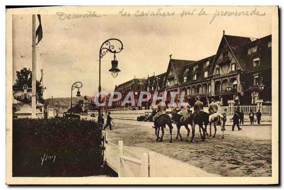 Deauville — Les Cavaliers sur la promenade — Yvon