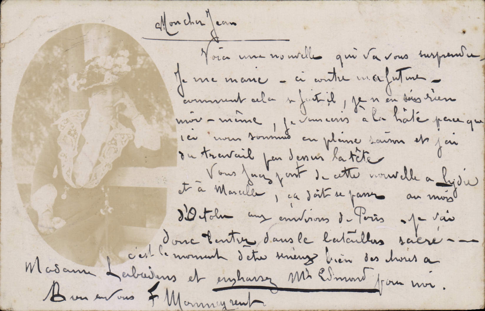 Portrait d'une femme — carte postale avec message manuscrit — Société Lumières, Lyon