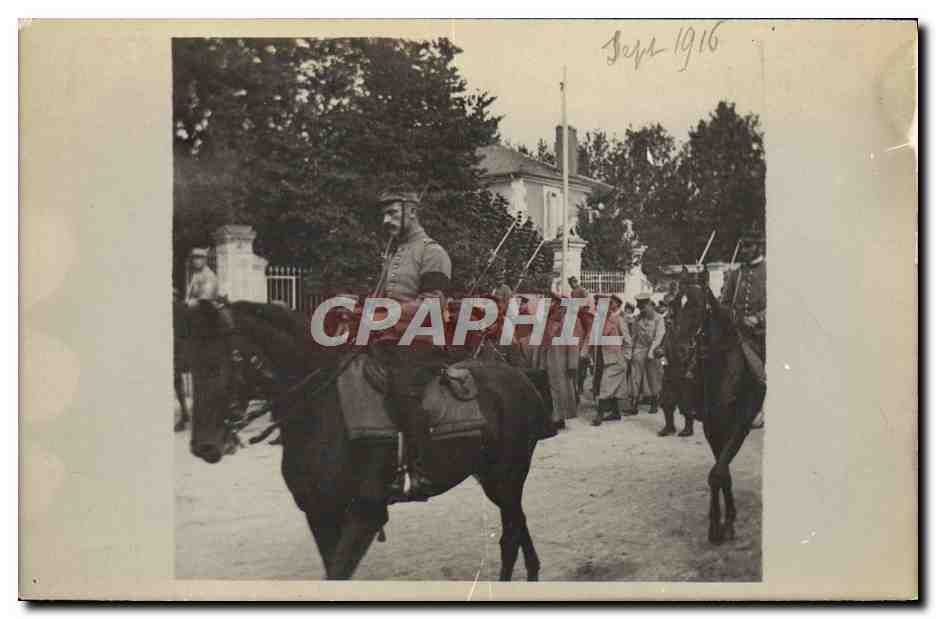 Soldats à cheval — Septembre 1916 — sans éditeur ni numéro de série visible