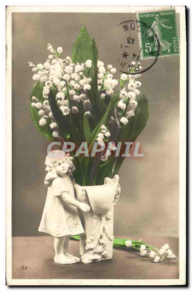 CPA Fantaisie Fleurs Muguet Santon Enfant
