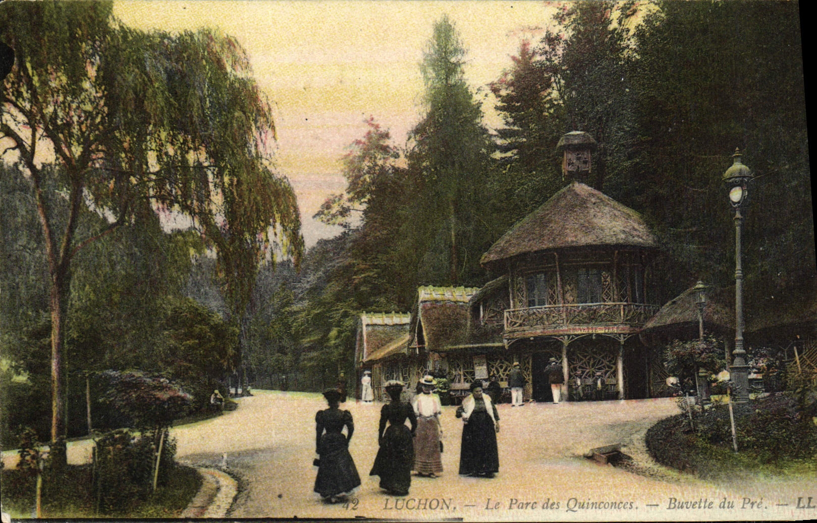 CPA Luchon Le Parc Des Quinconces Buvette du Pre