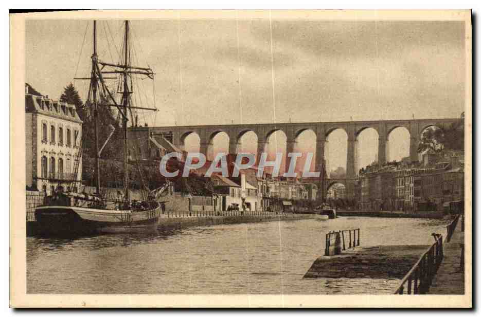 CPA Morlaix Le Port Et De Viaduc Bateau