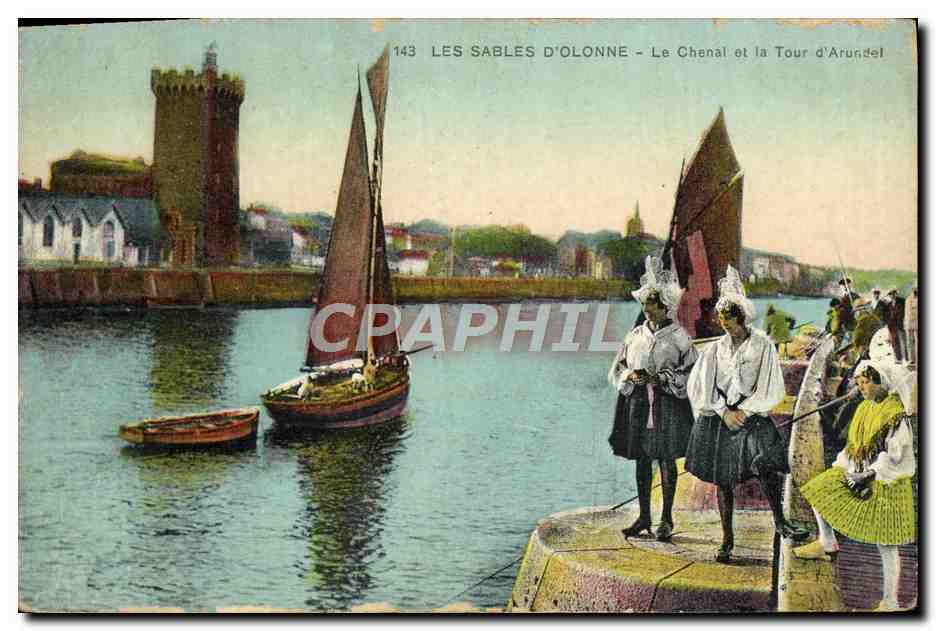 CPA Les Sables D'Olonne Le Chenal Et La Tour D'Arundel Folklore
