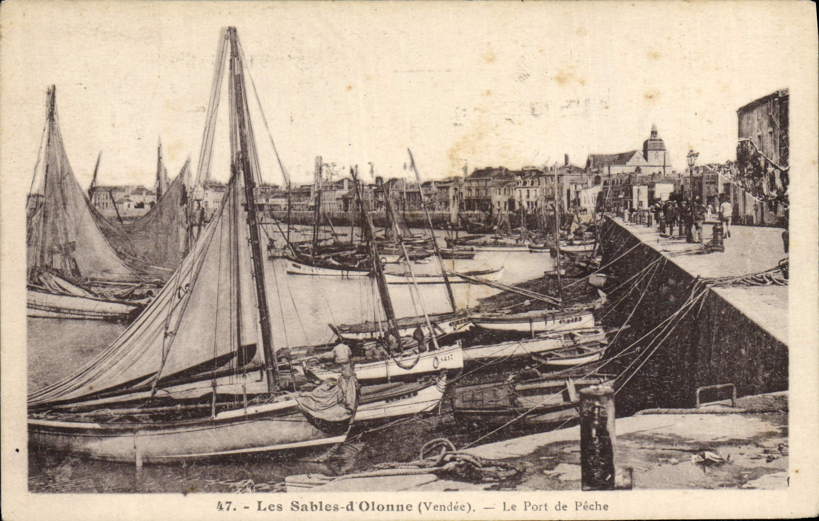 Les Sables-d'Olonne (Vendée) — Le Port de Pêche — Phototype Jenly-Roupin, n°47