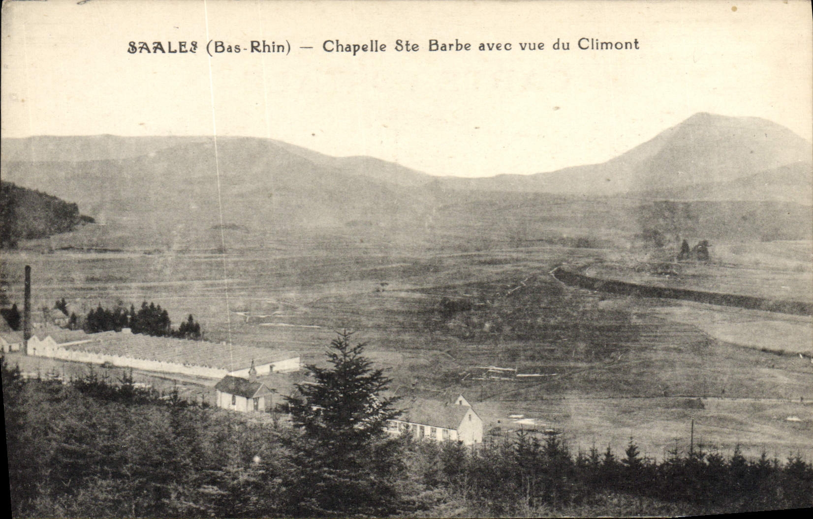 Saales (Bas-Rhin) — Chapelle Ste Barbe avec vue du Climont