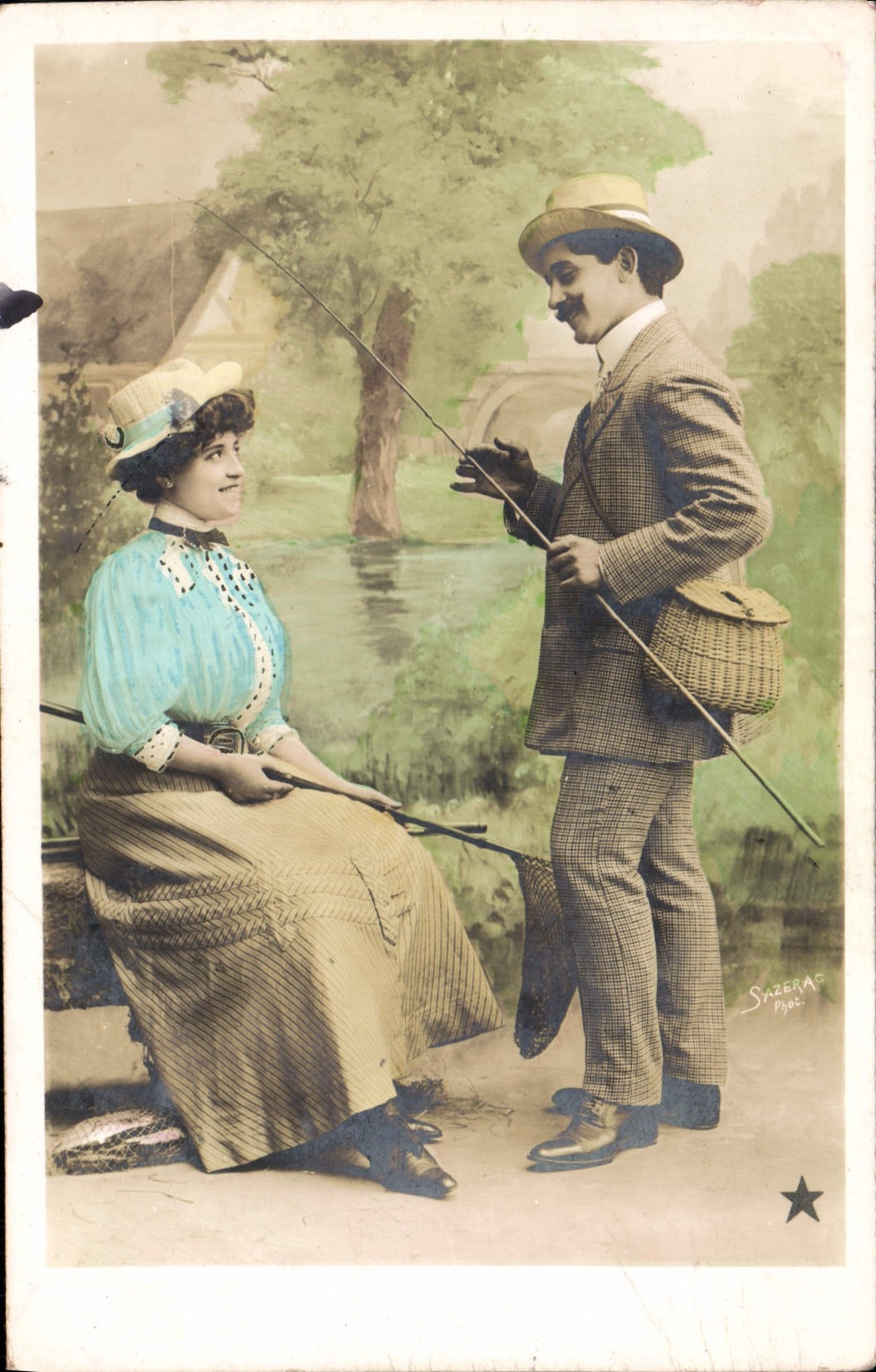 CPA Fantaisie Femme Peche 