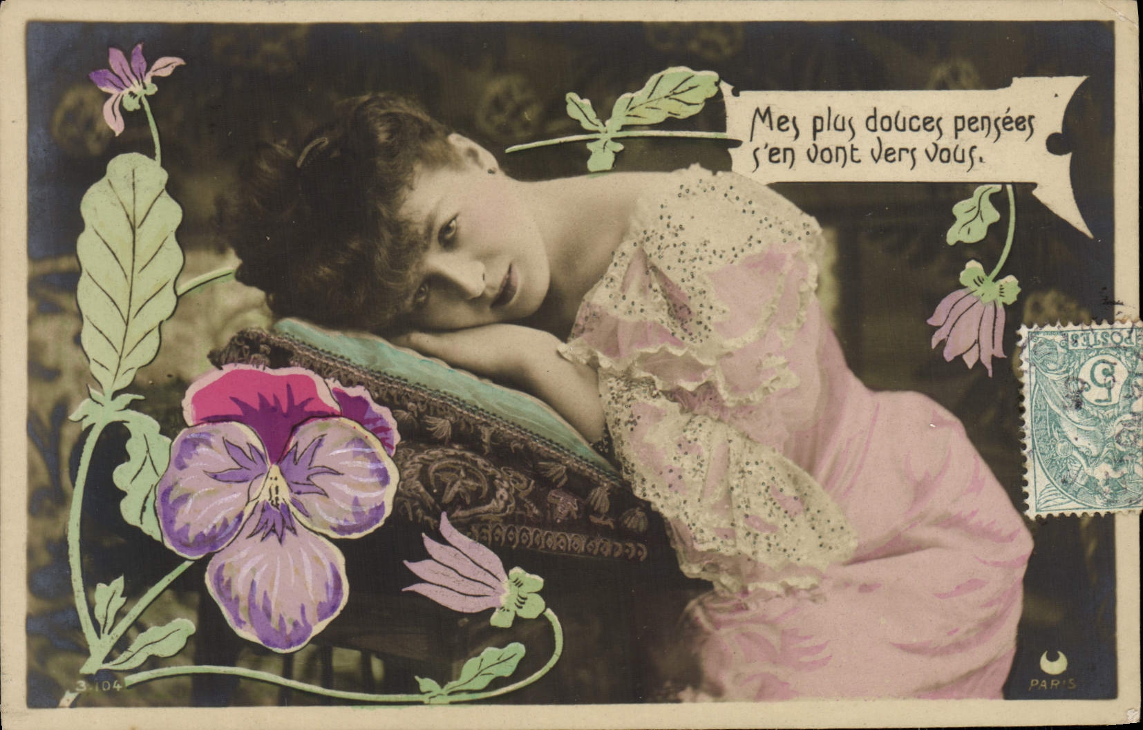 Jeune femme en robe rose — pensées — Paris, n° 3104