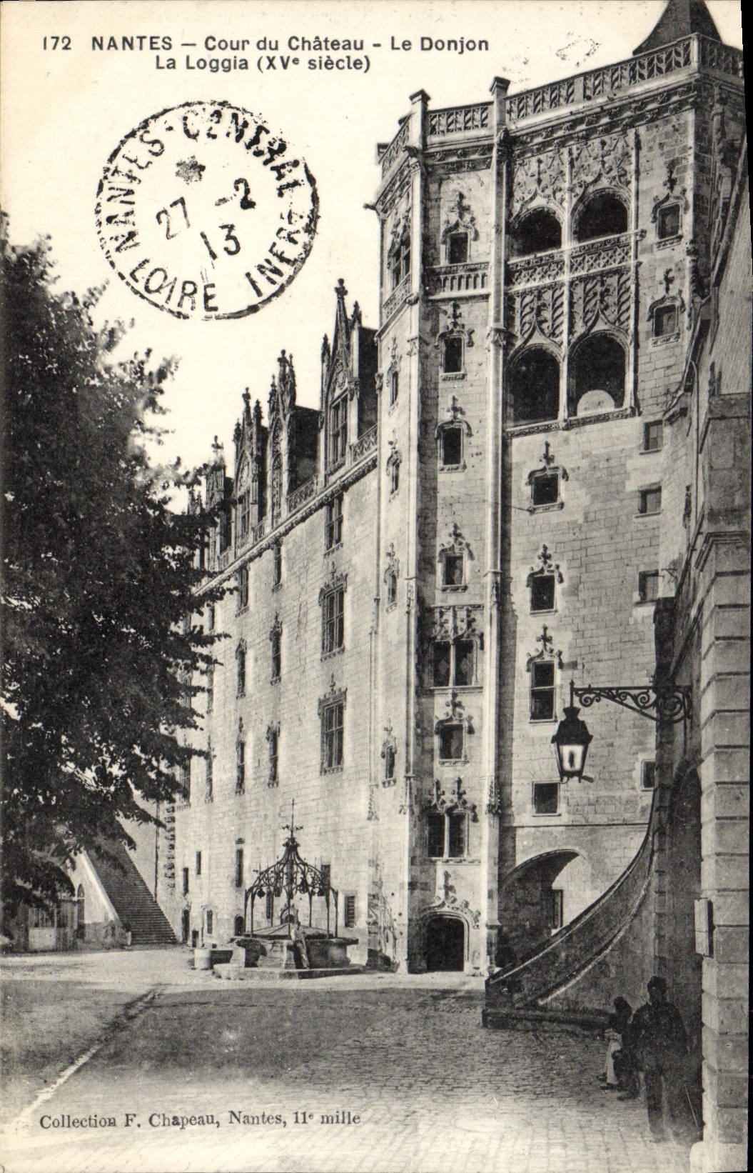 CPA Nantes Cour Du Chateau Le Donjon la loggia