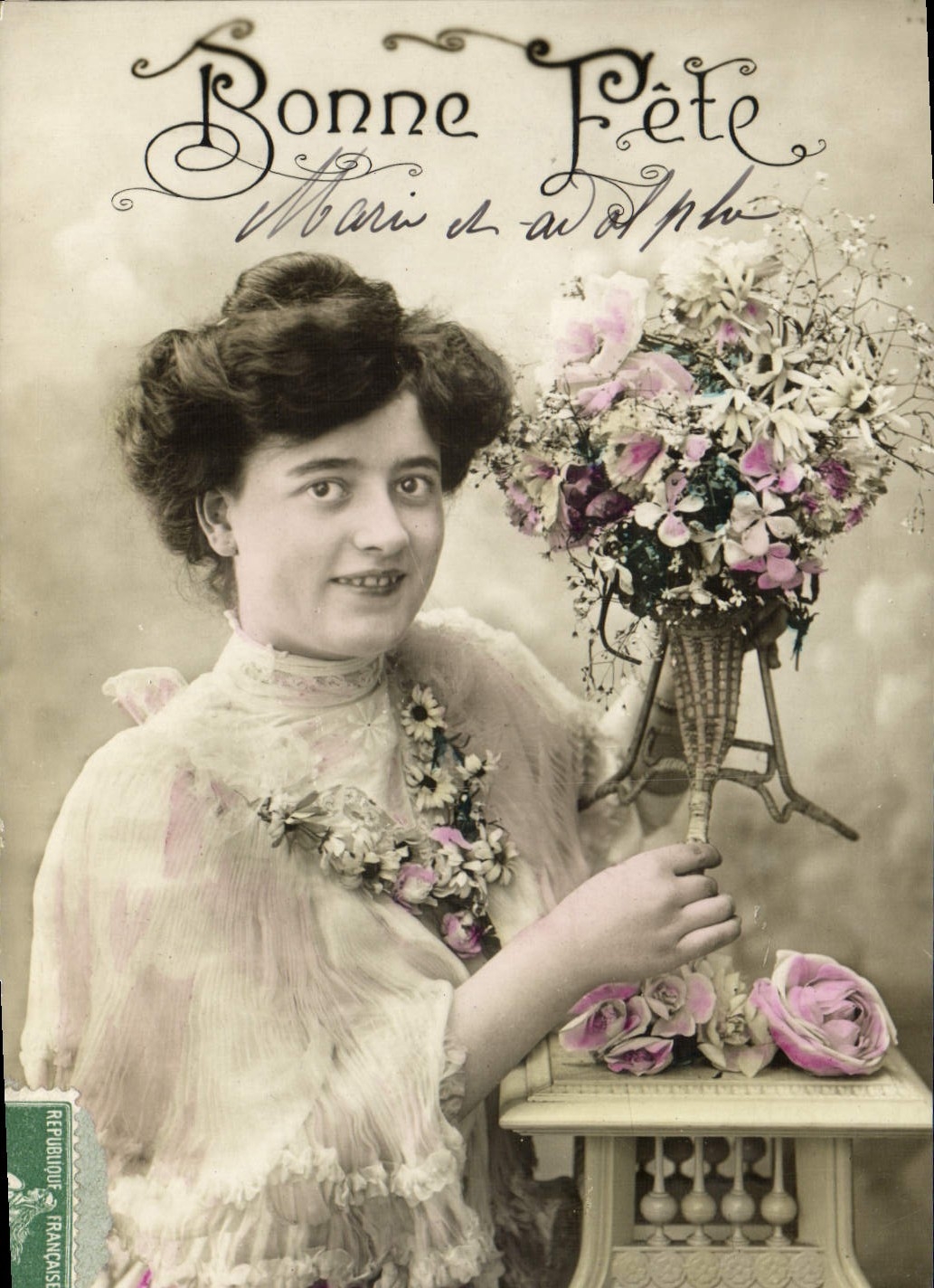 CPA Fantaisie Femme Bonne Fete