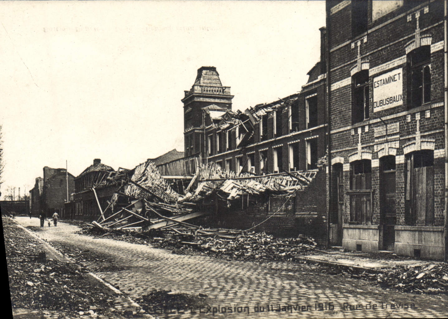 CPA Lille Explosion Du 11 Janvier 1916 Rue De Trevise Estaminet Dubusbaux