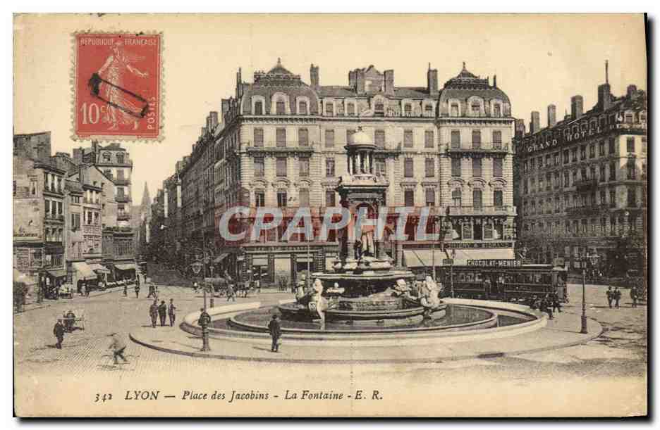 LYON — Place des Jacobins — La Fontaine — E. R.