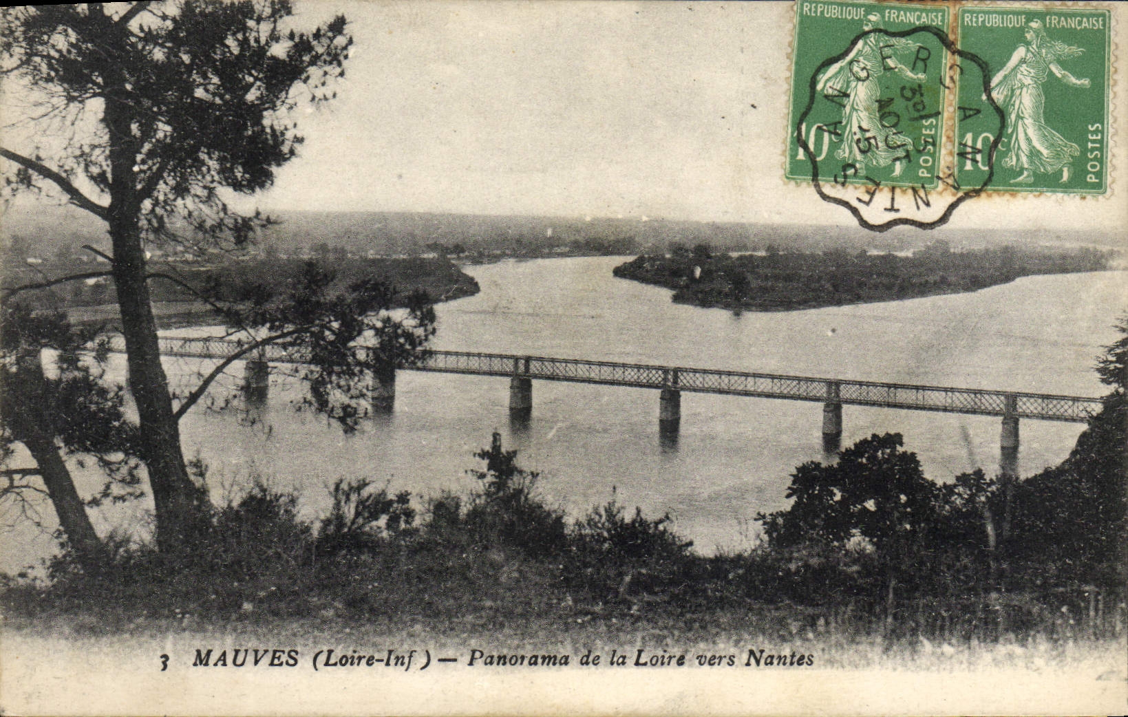 MAUVES (Loire-Inf) — Panorama de la Loire vers Nantes