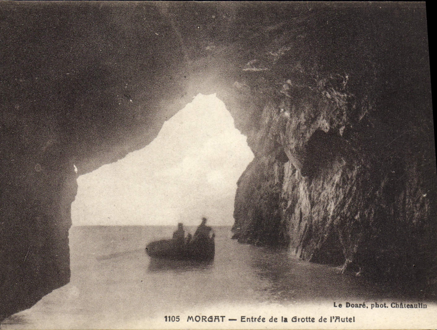 CPA Morgat Entree De La Grotte De I'Autel