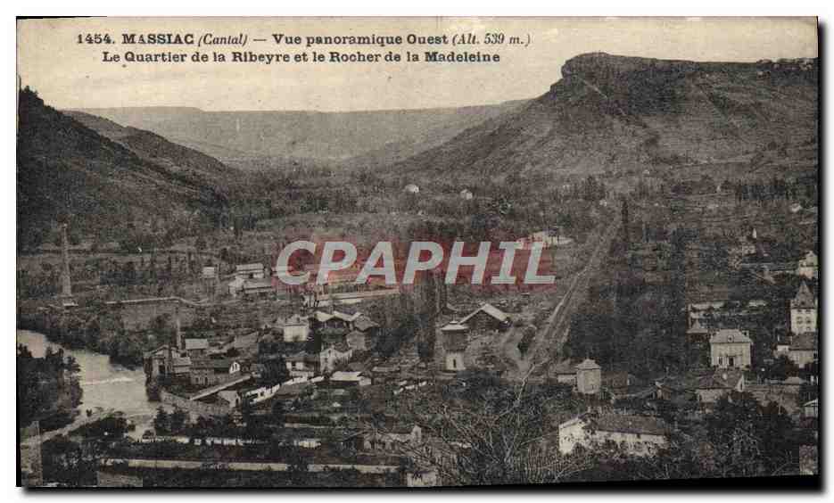 CPA Massiac Vue Panoramique Ouest Le quartier de la Ribeyre et le rocher de la Madeleine 