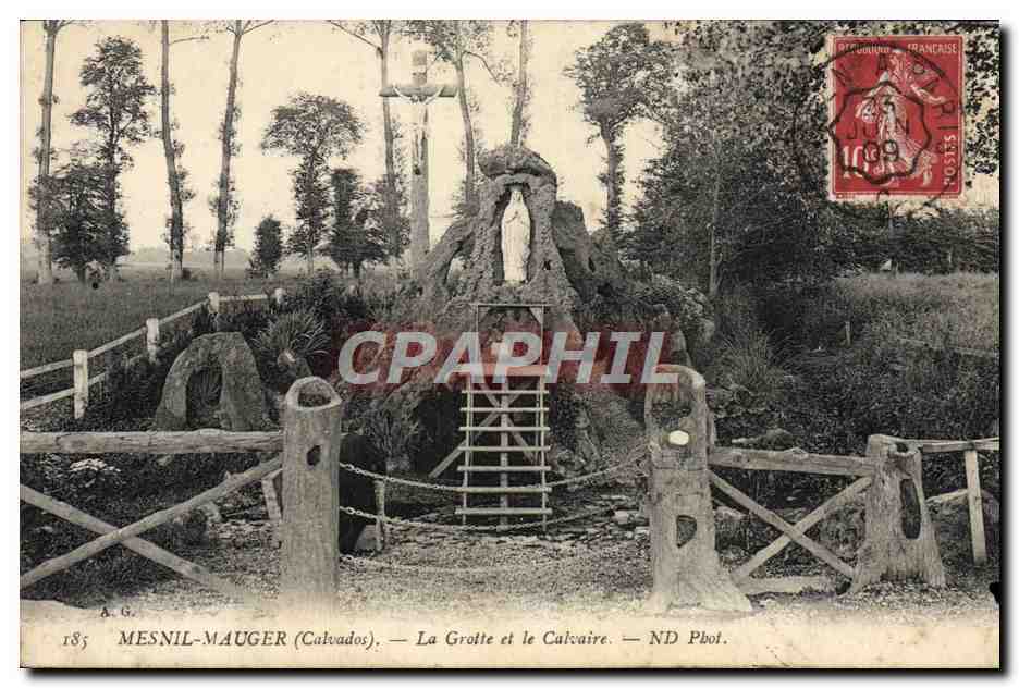 CPA Mesnil Mauger La Grotte Et Le Calvaire