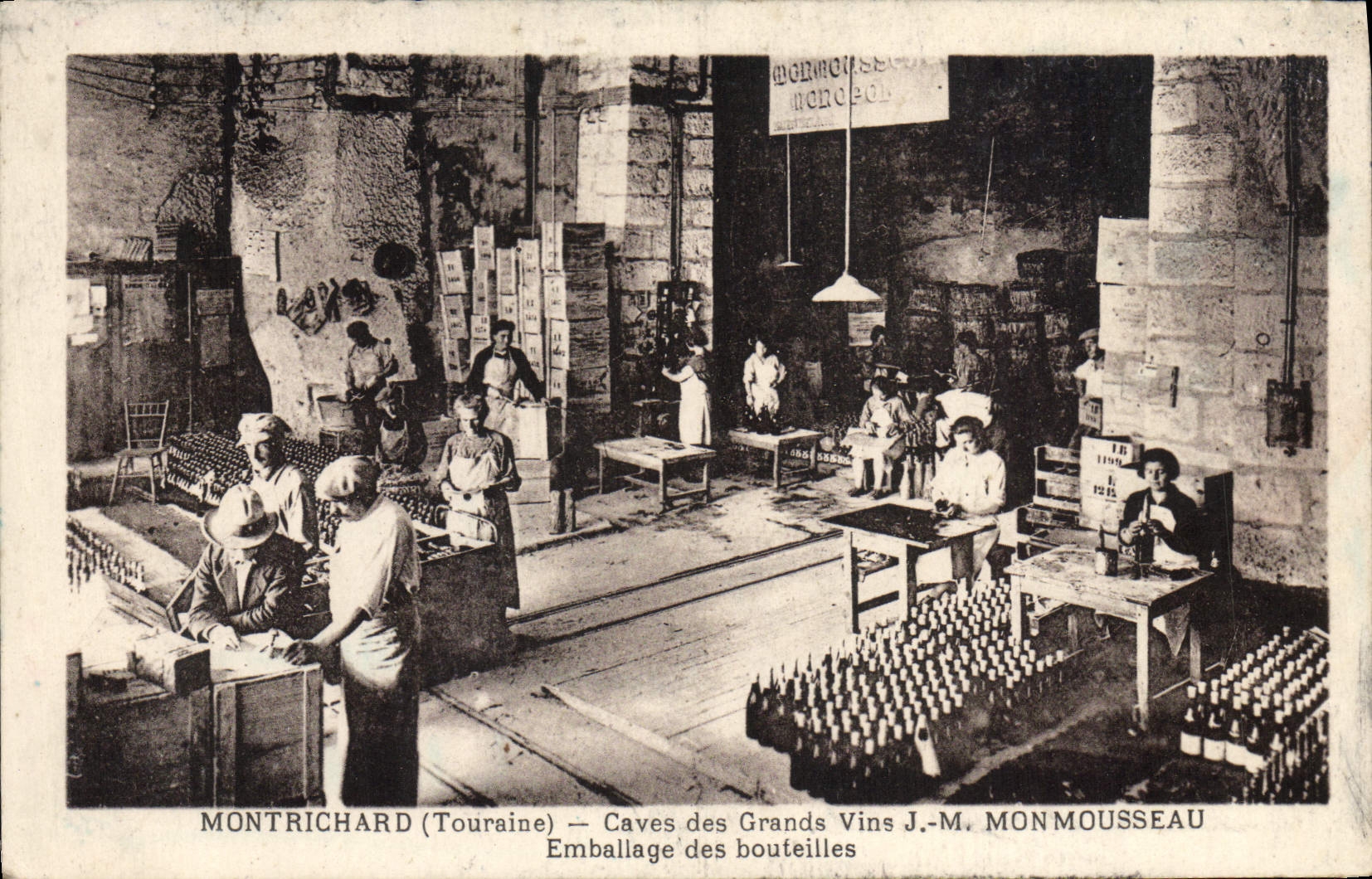 Montrichard (Touraine) — Cellars of the Great Wines J.-M. Monmousseau — Bottle Packaging