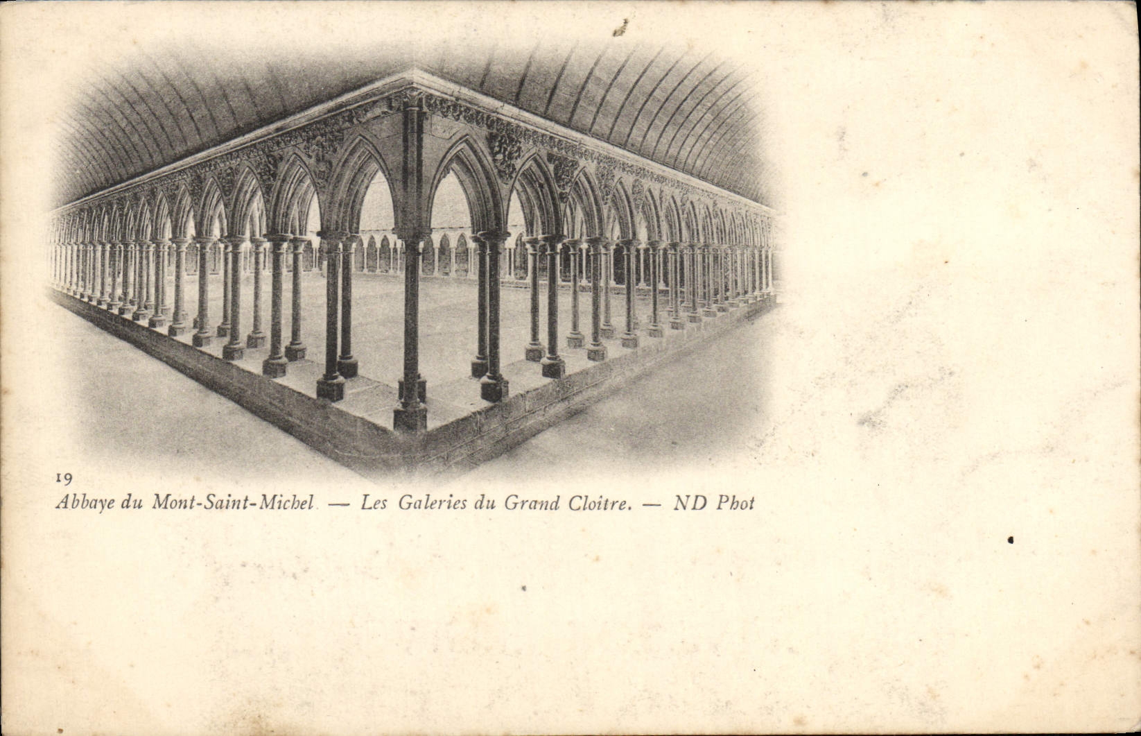 Abbaye du Mont-Saint-Michel — Les Galeries du Grand Cloître — ND Phot
