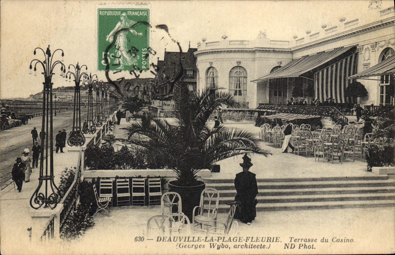 Deauville-la-Plage-Fleurie — Terrasse du Casino — Georges Wybo, architecte — ND Phot.