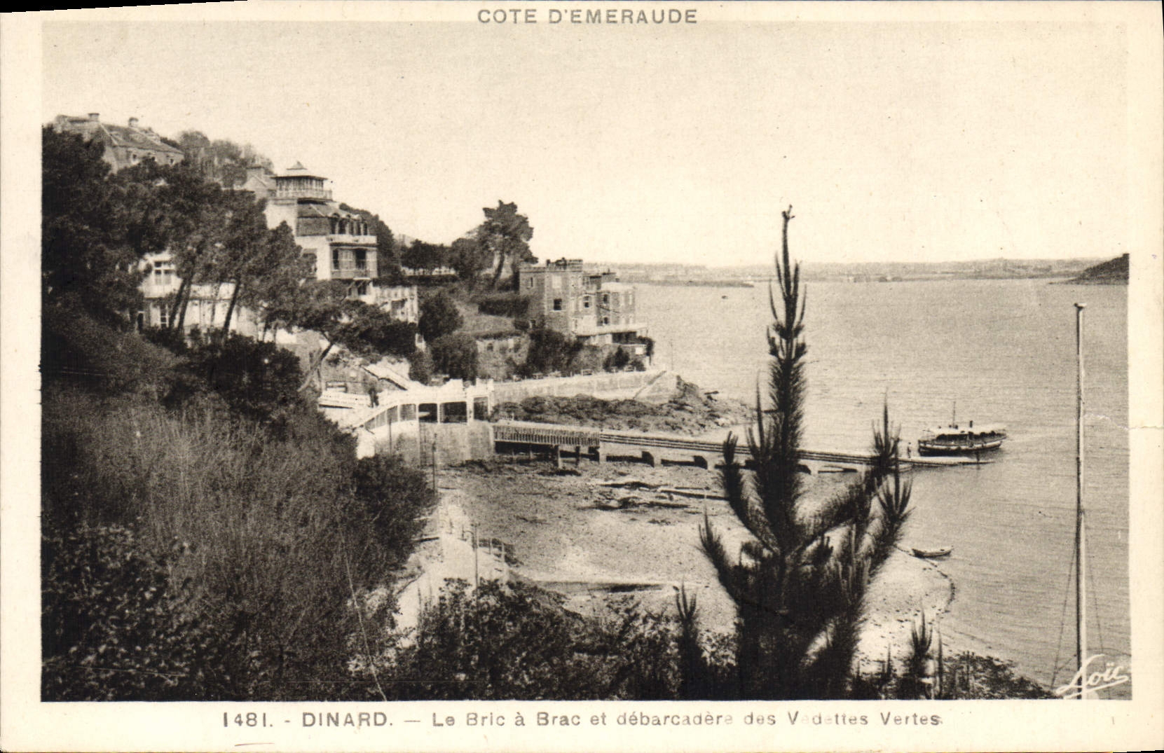 CPA Dinard Le Bric A Brac Et Debarcadere des vedettes vertes 