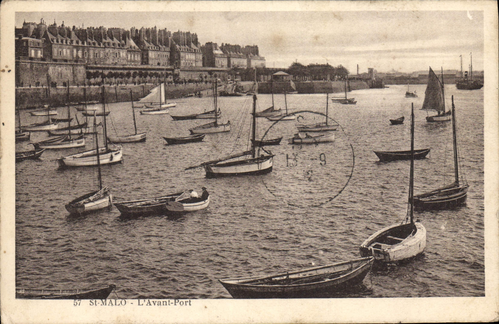 Antike Ansichtskarte St Malo L'Avant Port Bateaux
