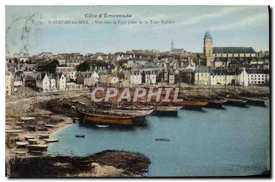 St-SERVAN-sur-MER — Vue vers le Port prise de la Tour Solidor — Côte d'Émeraude