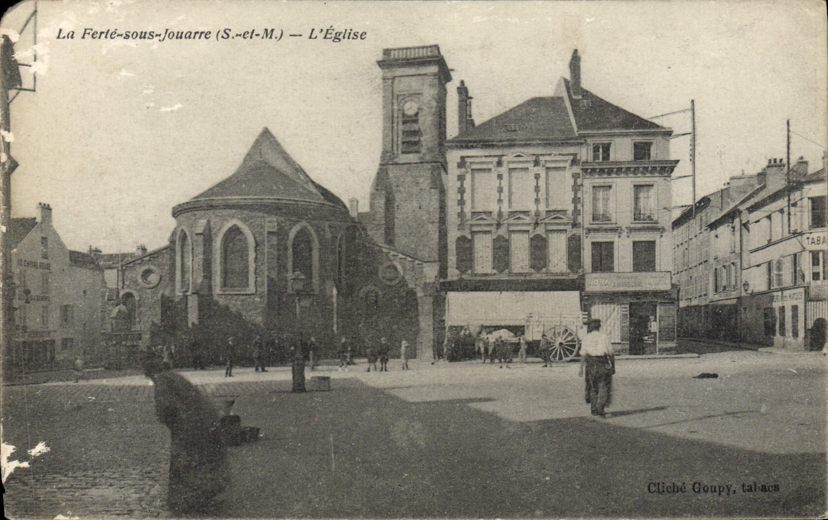 CPA La Ferte Sous Jouarre L'Eglise