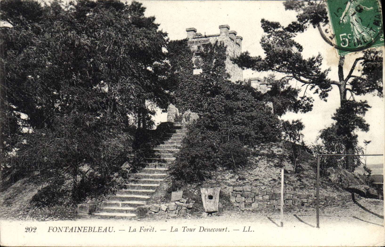 Fontainebleau — La Forêt — La Tour Denecourt — LL. — n° 202