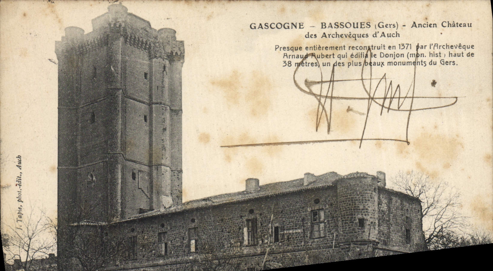 Bassoues (Gers) — Ancien Château des Archevêques d'Auch — éditeur I. Tapie, phot. édit. Aub.