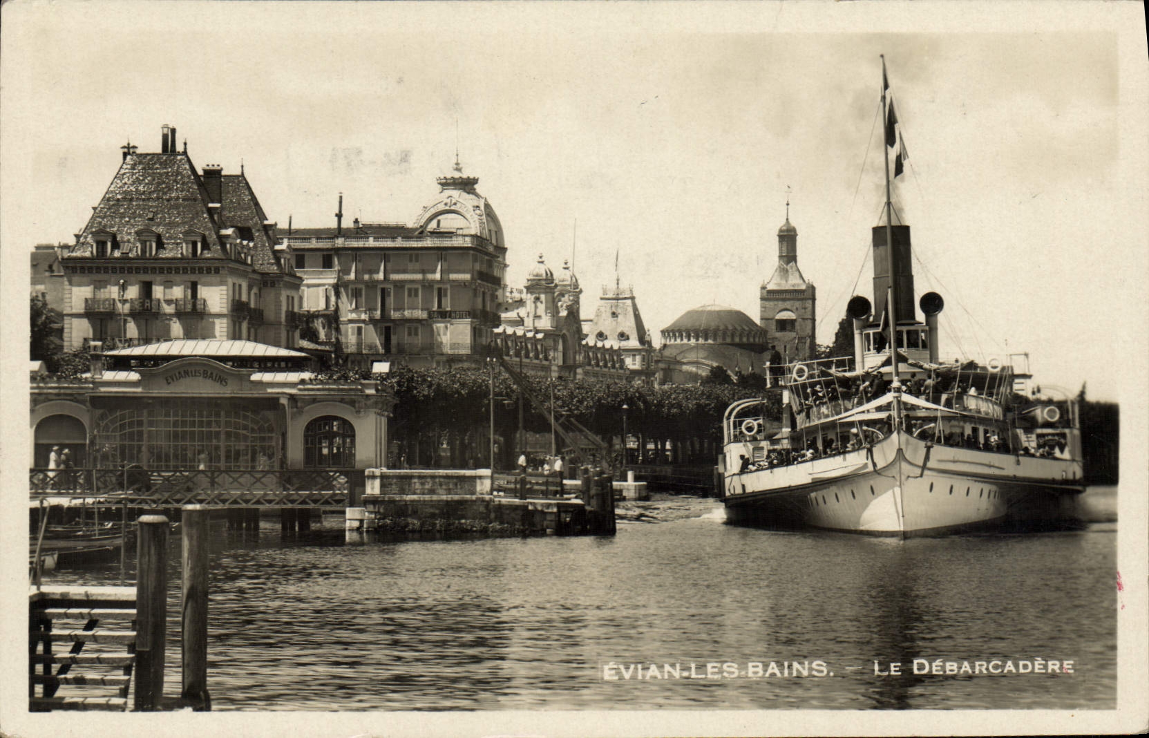 Évian-les-Bains — Le Débarcadère — Éditeur Savoile